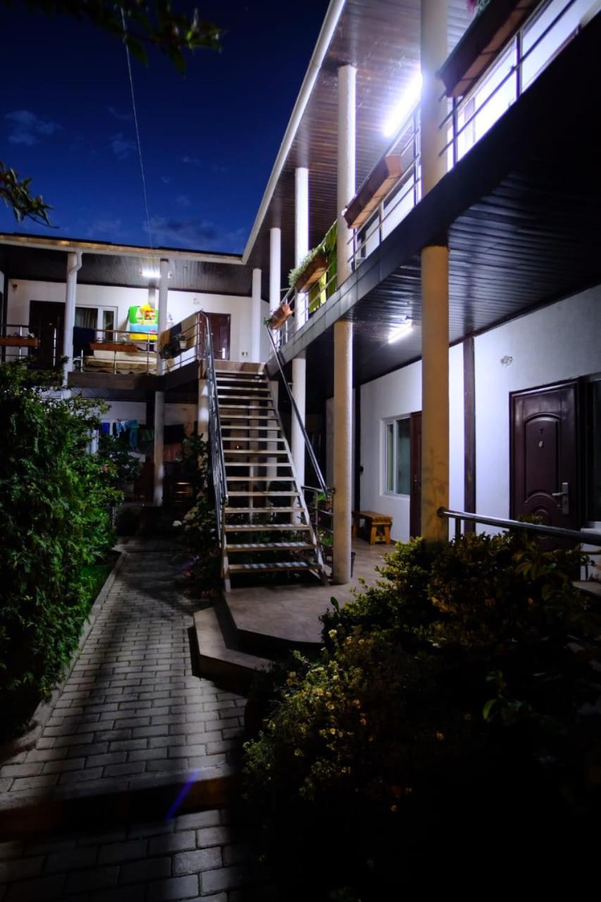 Hotel В Гостях На Иссык-Куле Cholpon-Ata Exterior foto